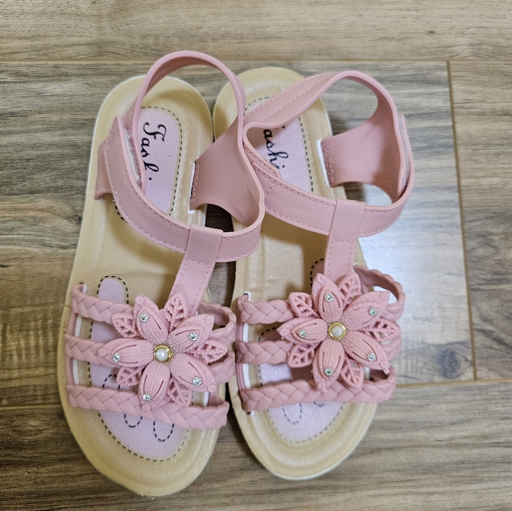 5 Pairs Shoes Bundle - Picture 12 of 15
